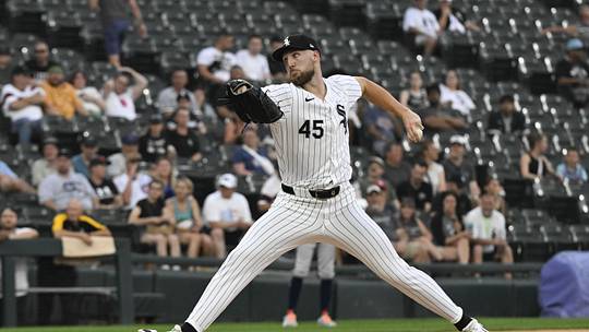 Jun 19, 2024; Chicago, Illinois, USA; Chicago White Sox pitcher Garrett Crochet (45) delivers during the first inning against the Houston Astros at Guaranteed Rate Field. Mandatory Credit: Matt Marton-USA TODAY Sports